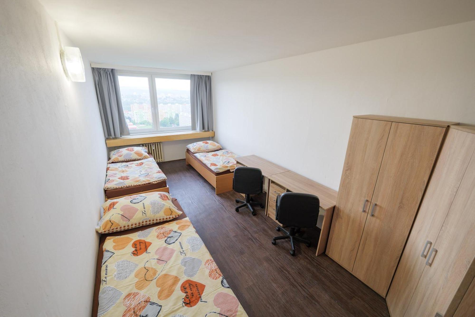 Hostel Tvm Tower Modrany Praha Exteriér fotografie