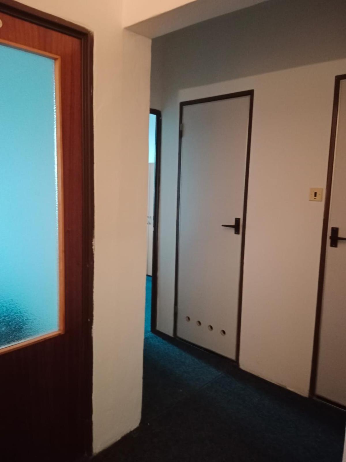 Hostel Tvm Tower Modrany Praha Exteriér fotografie